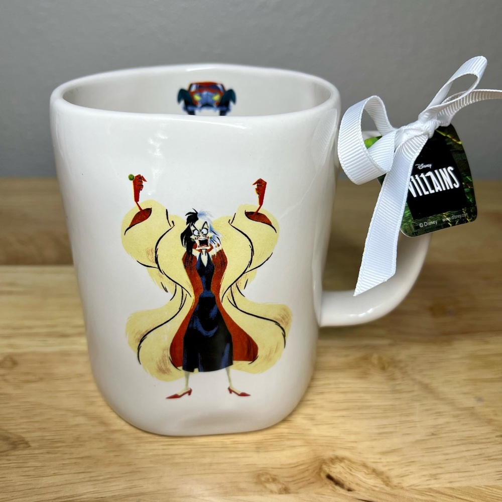 Rae Dunn Disney Villains Cruella De Vil Mug